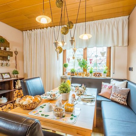 Privatzimmer Ulbricht/Foehr ฟรีดริชส์ฮาเฟน ภายนอก รูปภาพ